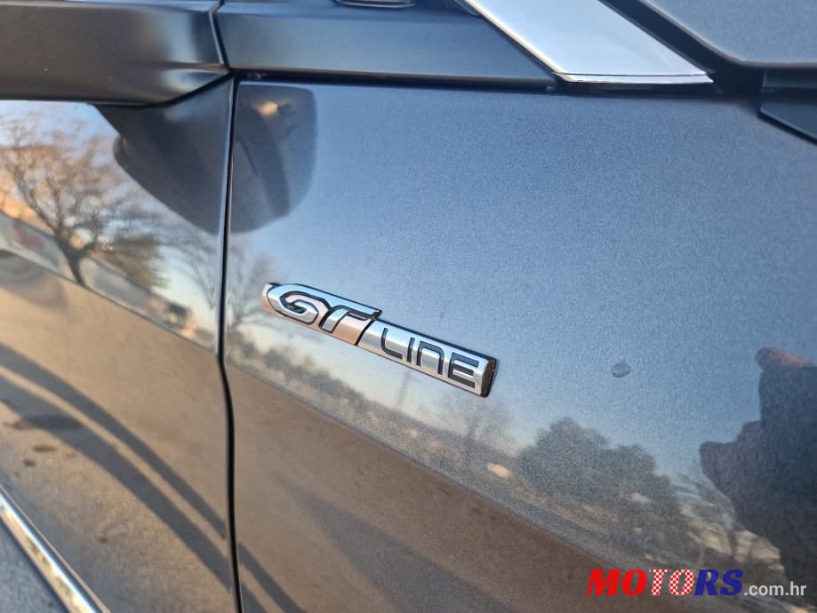 2018' Peugeot 3008 photo #5