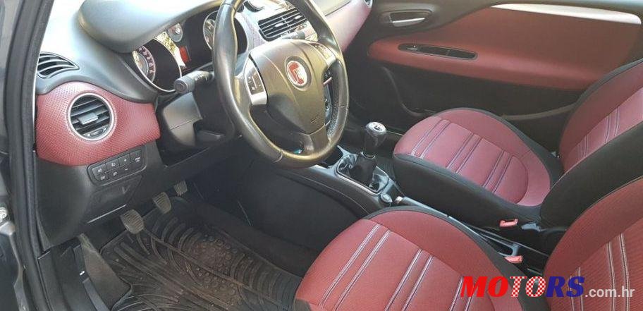 2012' Fiat Punto Evo photo #2