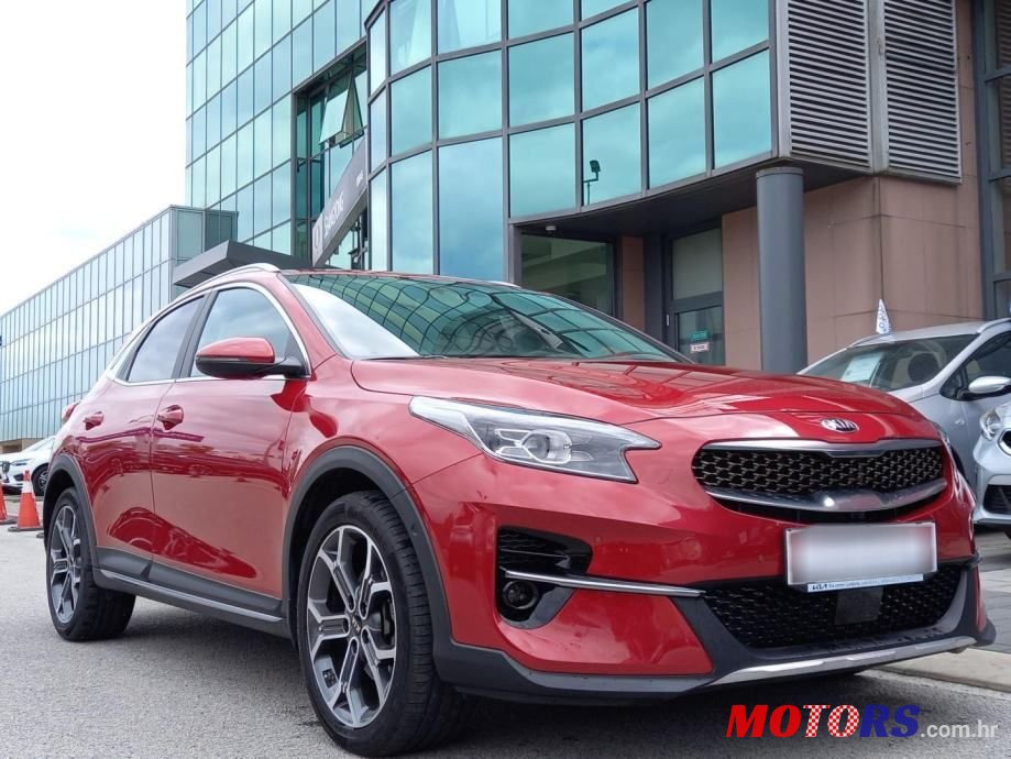 2020' Kia XCeed photo #4