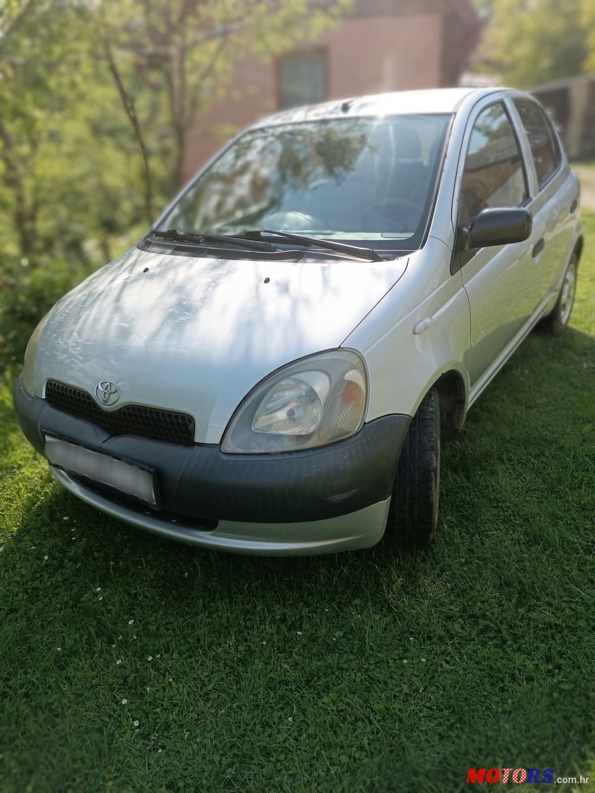 2002' Toyota Yaris 1,0 Vvt-I photo #3