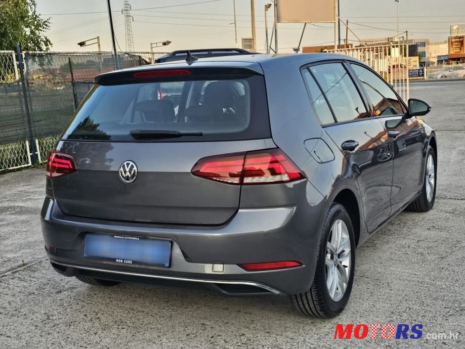 2017' Volkswagen Golf VII 1,0 Tsi photo #6