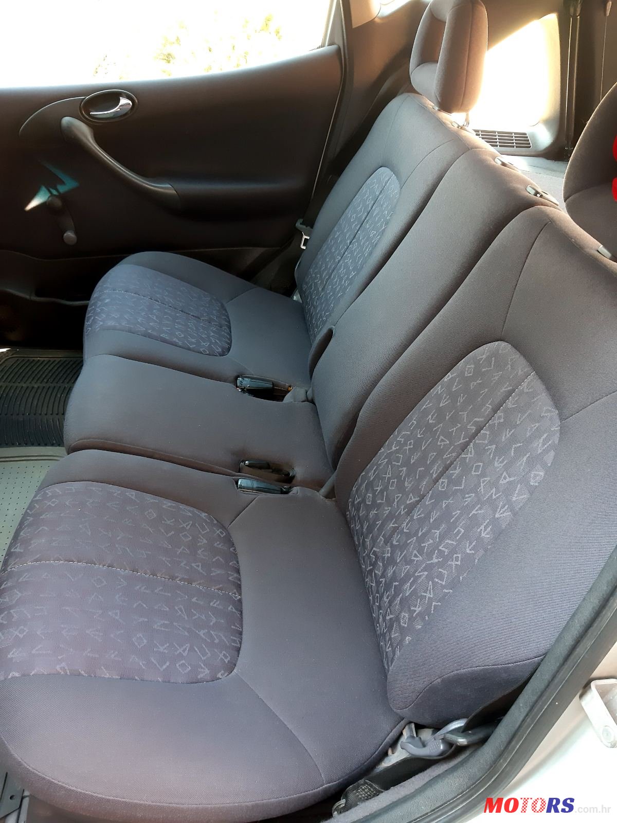 2002' Mercedes-Benz A 170 photo #6