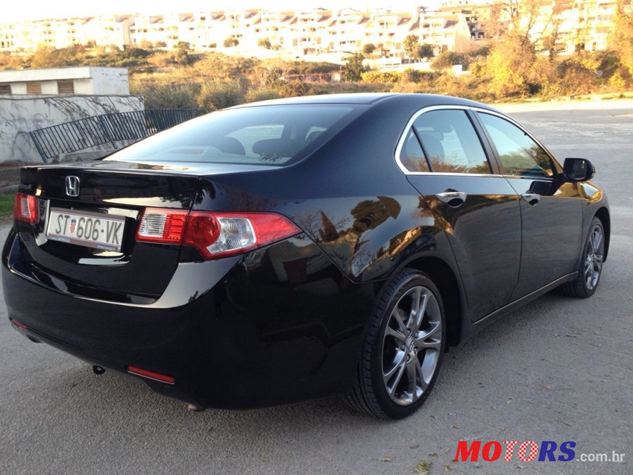 2016' Honda Accord photo #2