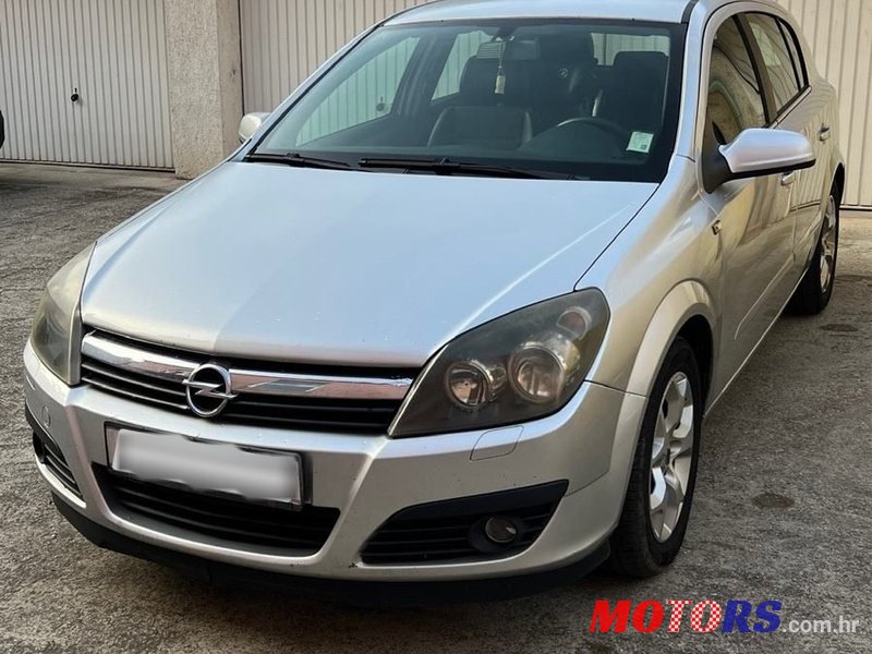 2006' Opel Astra 1,7 Cdti photo #4