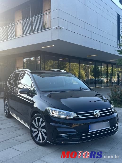 2017' Volkswagen Touran 2,0 Tdi photo #1