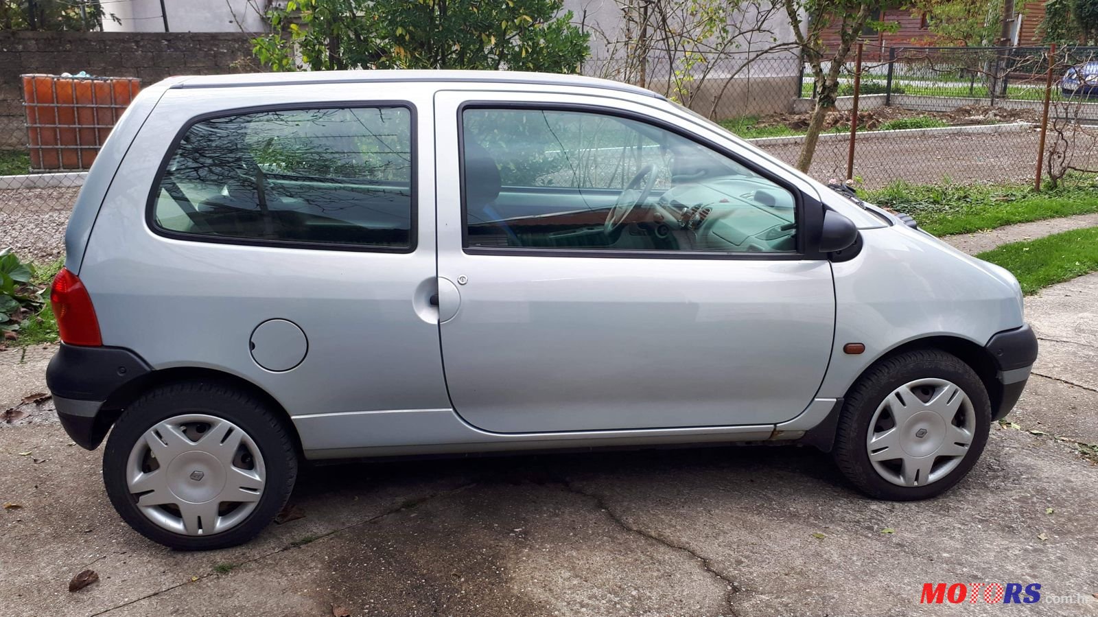 2001' Renault Twingo photo #1