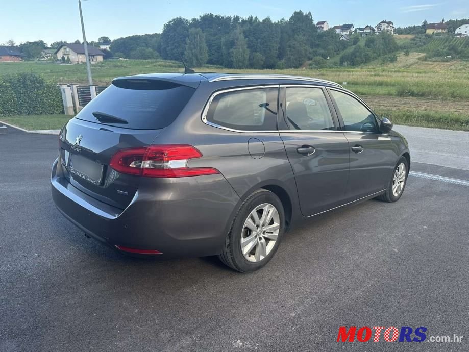 2017' Peugeot 308 Sw photo #4
