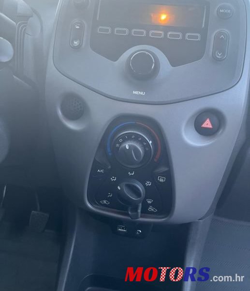 2019' Peugeot 108 1,0 Vti photo #4