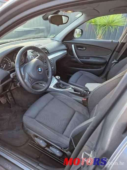 2011' BMW Serija 1 116I photo #6