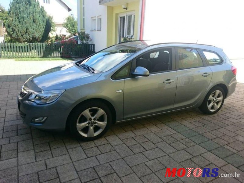 2012' Opel Astra 1,3 photo #2