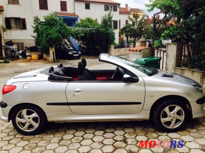 2002' Peugeot 206 206 CC 1,6 16V photo #1