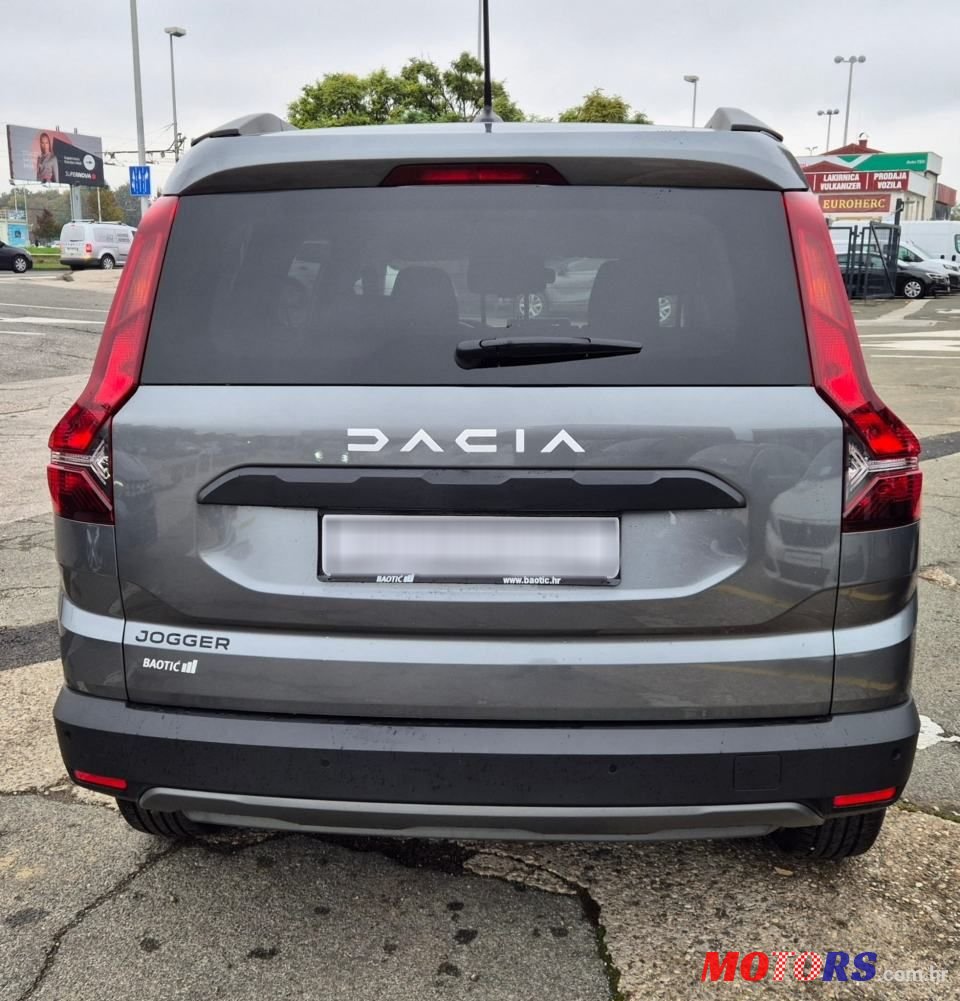 2024' Dacia Jogger photo #6