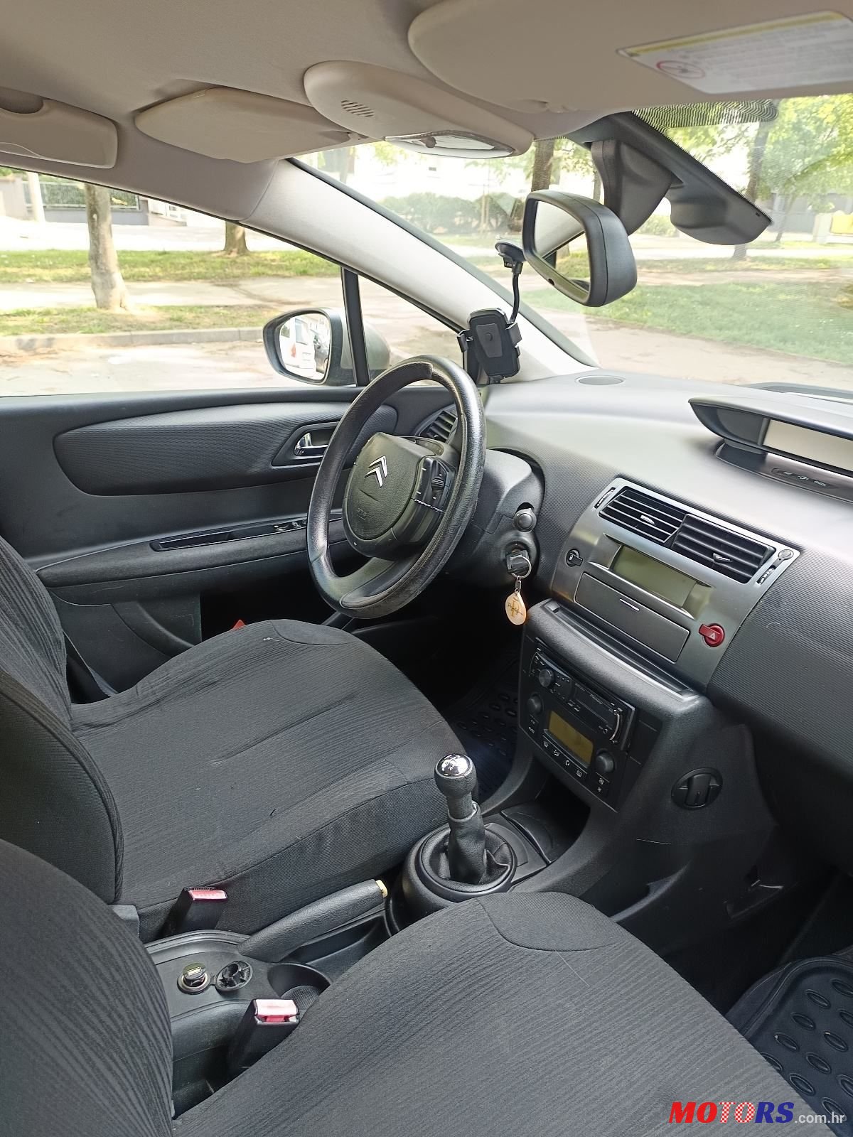 2010' Citroen C4 1,6 Vti photo #5