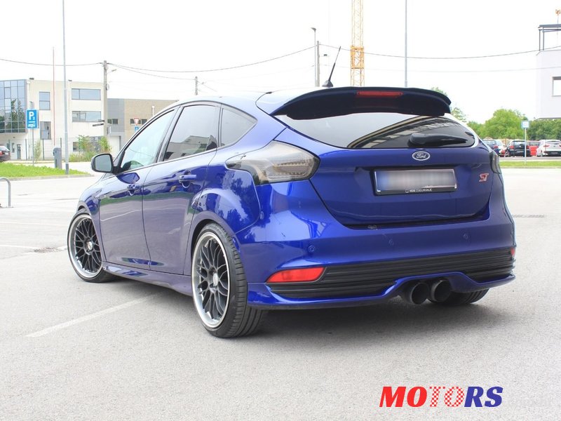 2017' Ford Focus 2,0 photo #2