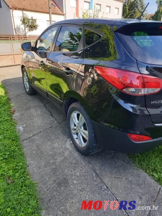 2011' Hyundai ix35 1,6 Gdi photo #2