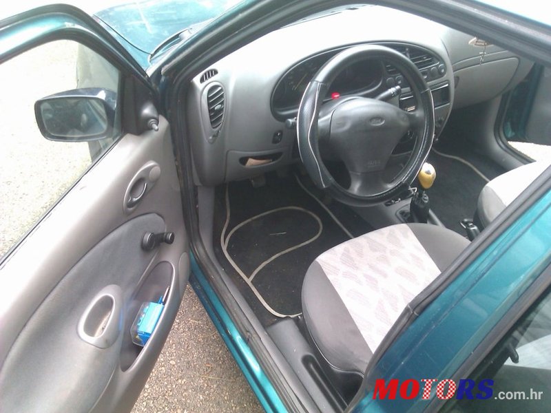 1999' Ford Fiesta photo #3