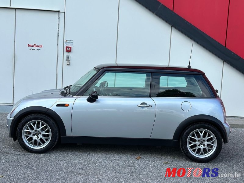2004' MINI Cooper photo #3