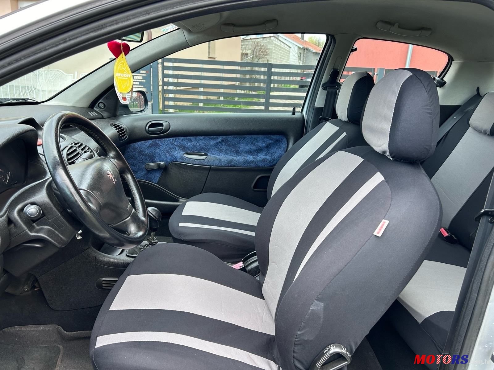 2002' Peugeot 206 206 1,4 Hdi photo #6