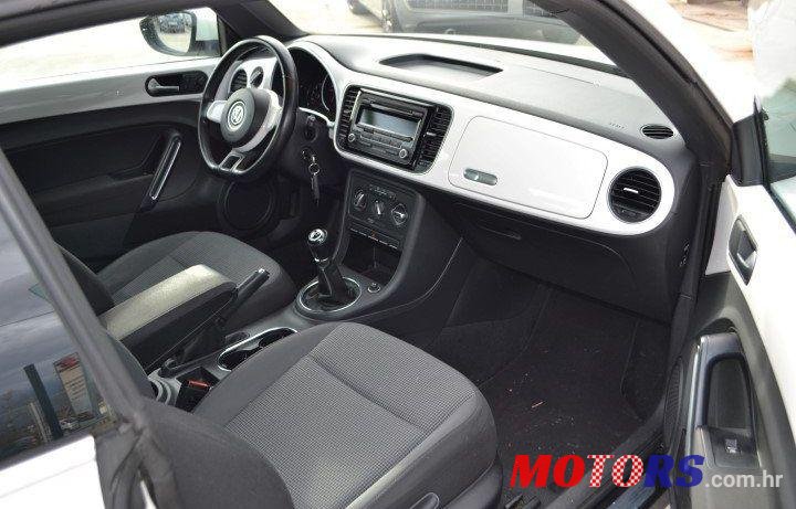 2012' Volkswagen Beetle 1,6 Tdi photo #1