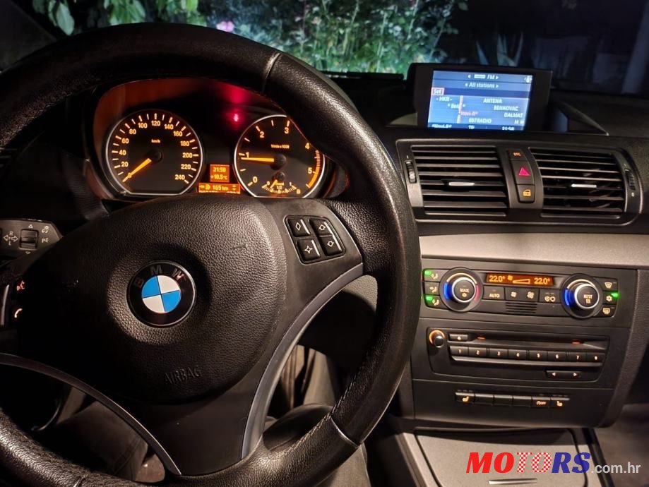 2008' BMW Serija 1 118D photo #5