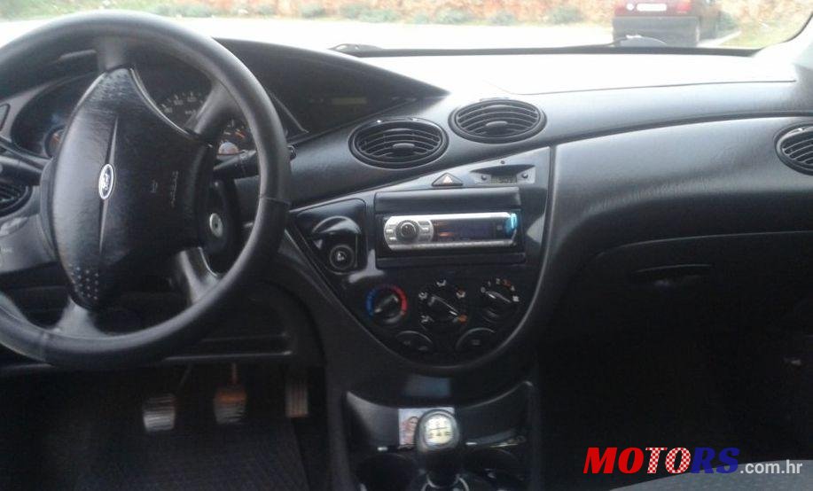 2001' Ford Focus 1,8 Tdci Gia photo #1