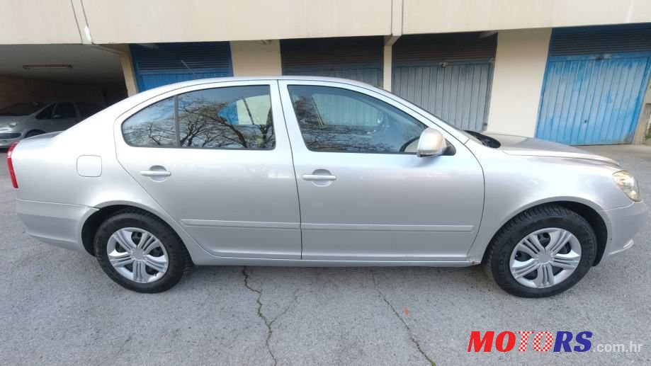 2011' Skoda Octavia 1,6 Tdi photo #4