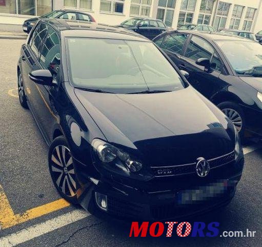 2010' Volkswagen Golf VI 2,0 Tdi photo #1