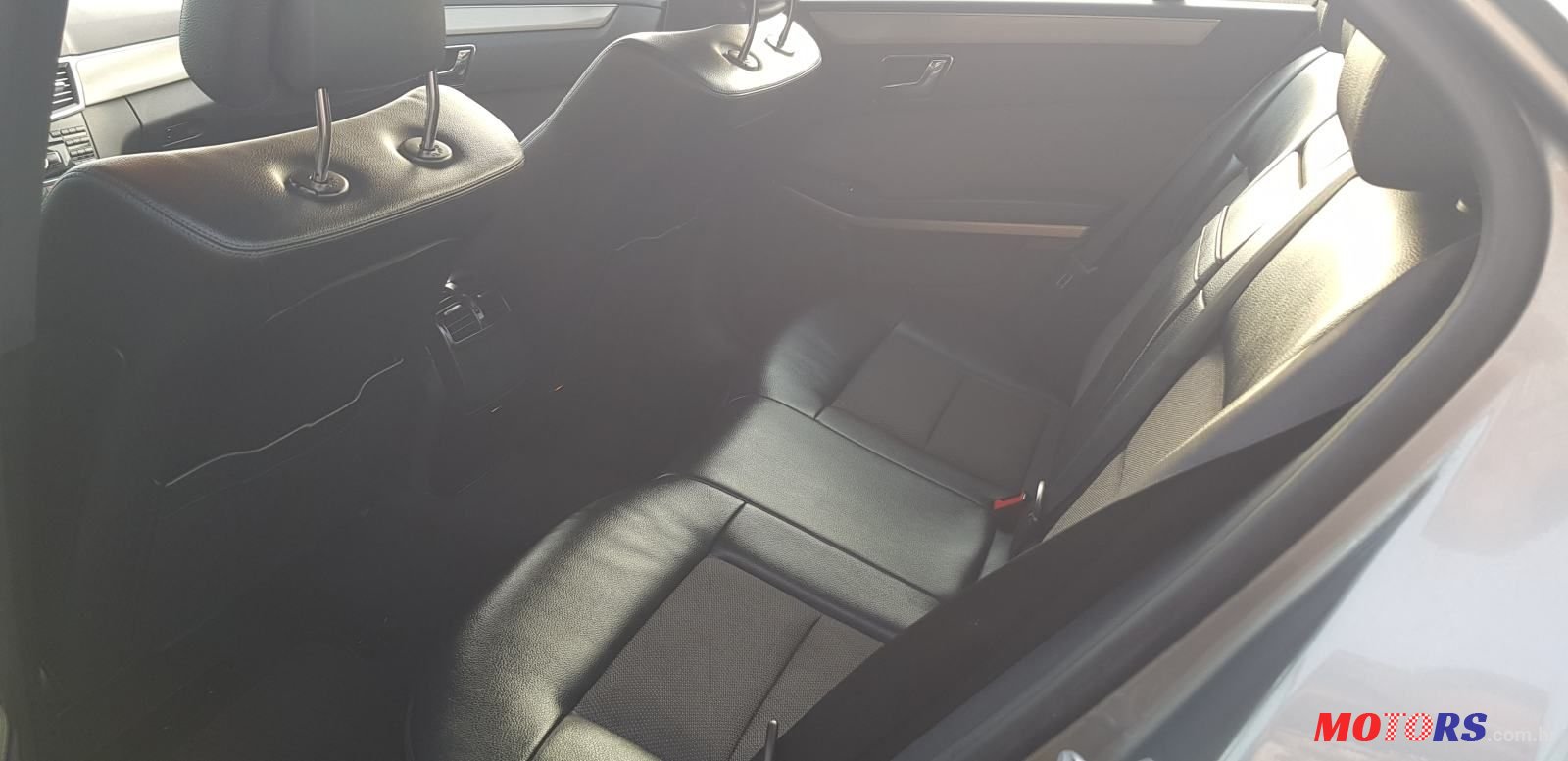 2010' Mercedes-Benz E-Klasa 200 Cdi photo #5