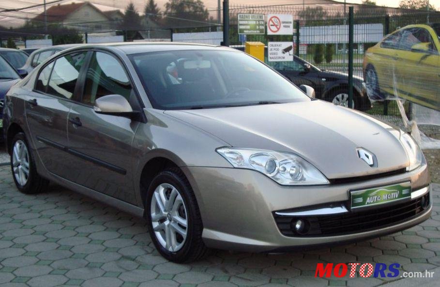 2009' Renault Laguna 1,5 Dci photo #1