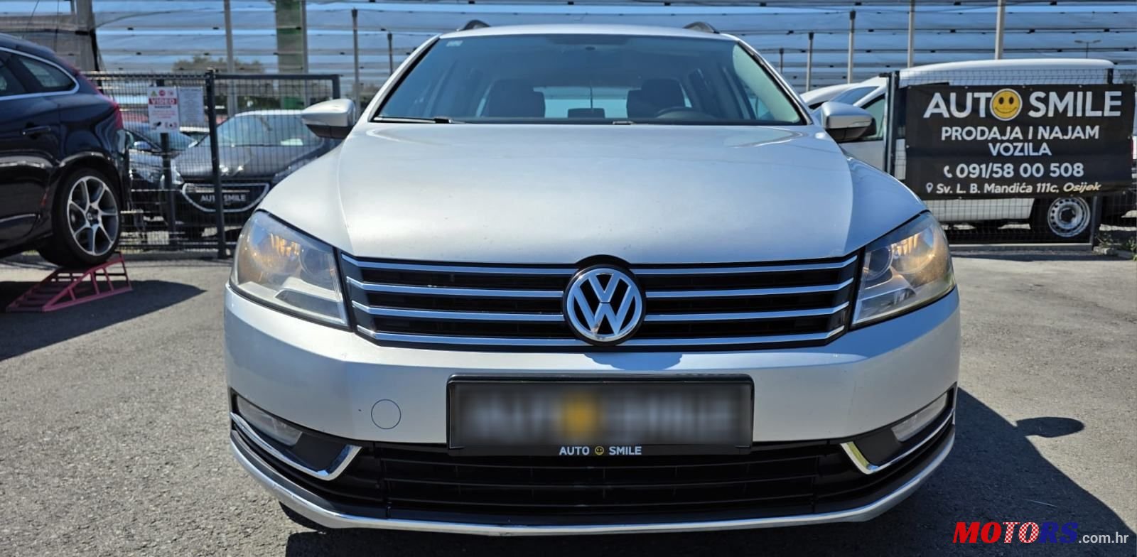 2012' Volkswagen Passat Variant photo #3