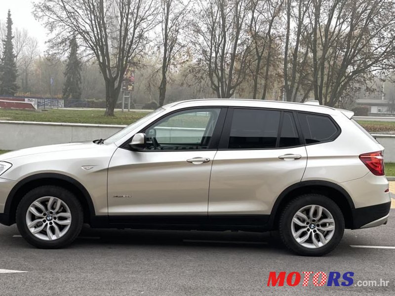 2011' BMW X3 Xdrive20D photo #2