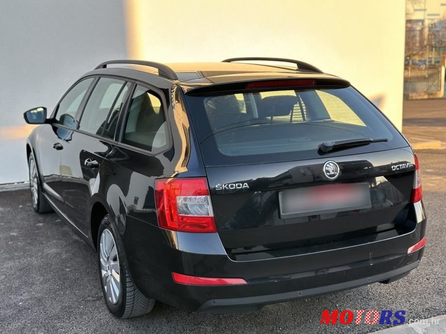2014' Skoda Octavia Combi photo #4
