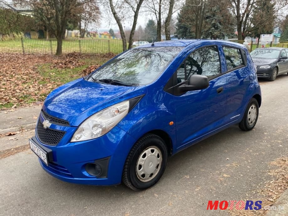 2011' Chevrolet Spark photo #2