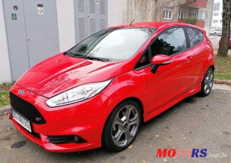 2017' Ford Fiesta photo #2