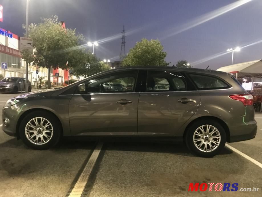 2012' Ford Focus Karavan photo #4