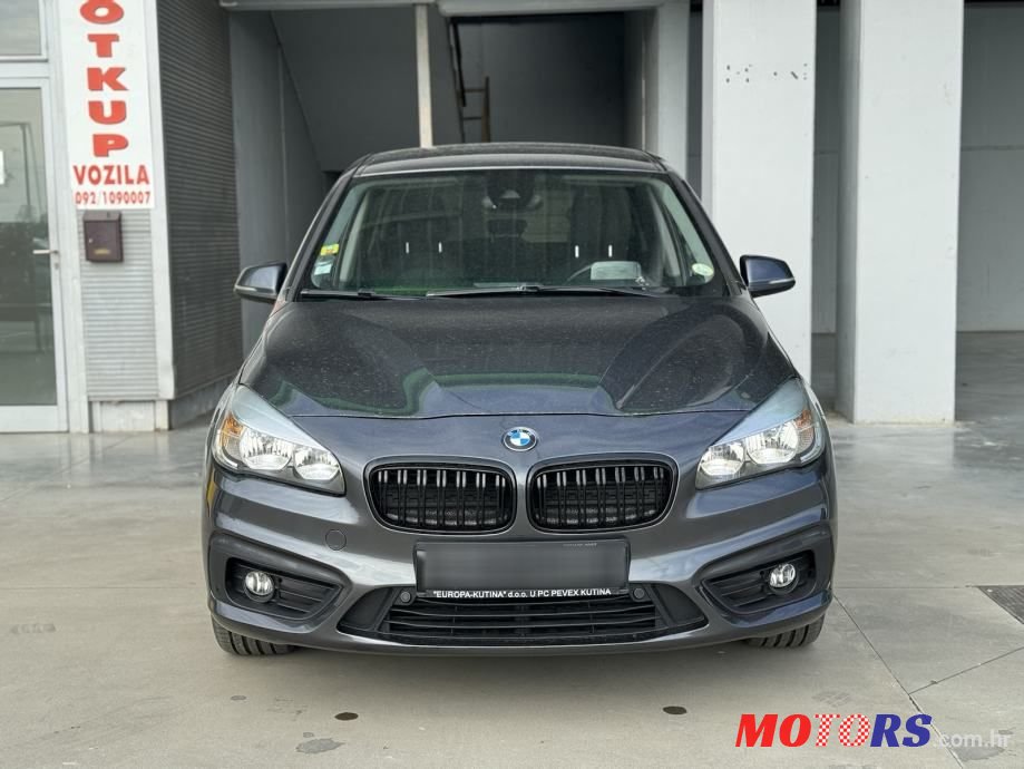 2017' BMW Serija 2 218D photo #2