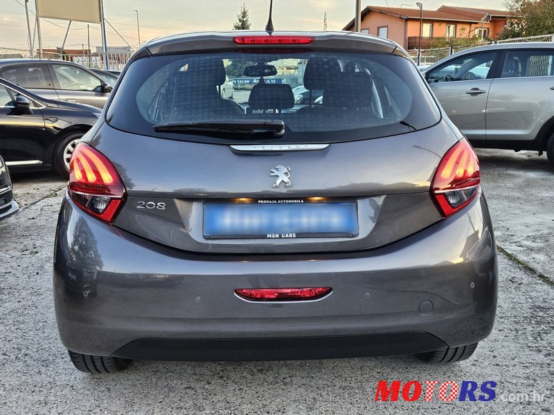 2019' Peugeot 208 1,2 Puretech photo #6