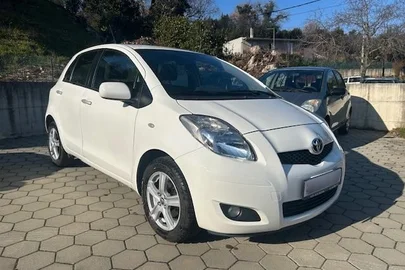 2011' Toyota Yaris 1,3 3 Vvt-I Sol
