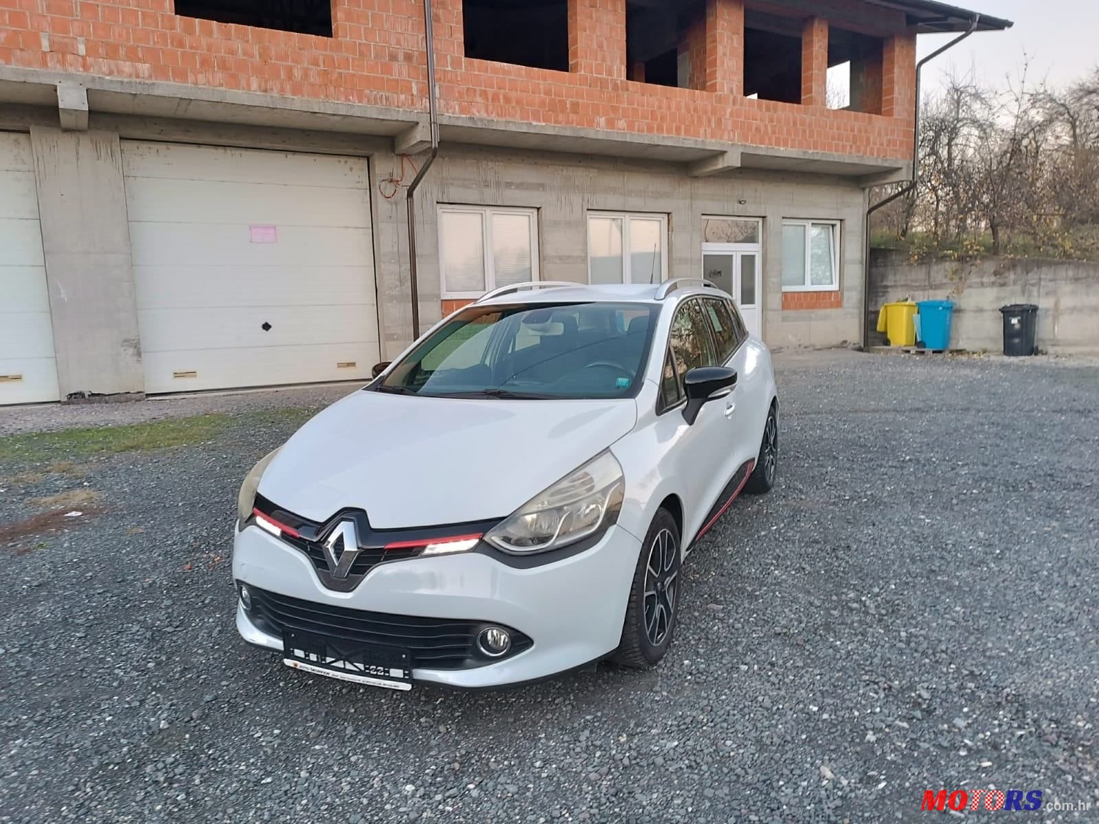 2014' Renault Clio Dci 90 photo #2