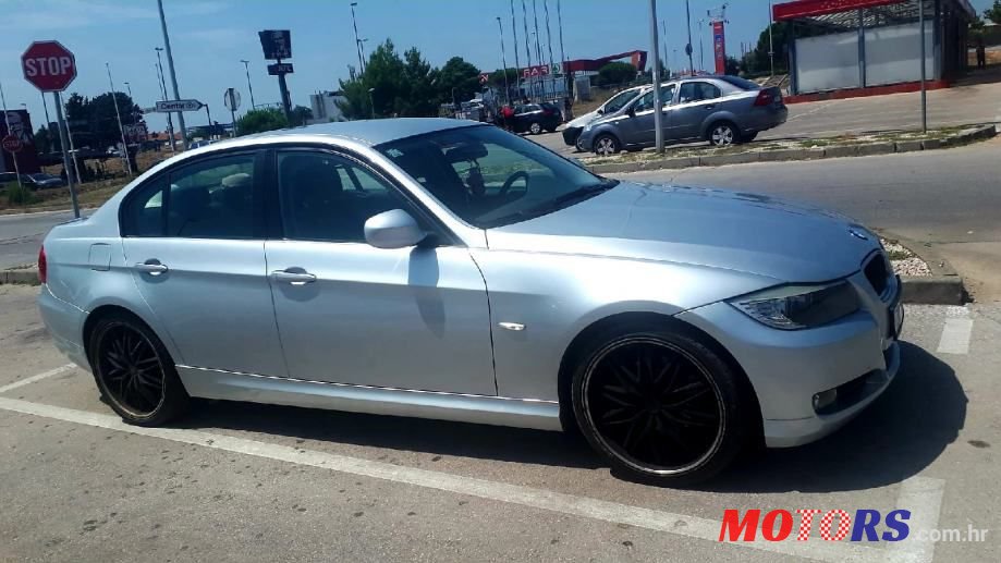 2009' BMW Serija 3 318D photo #3
