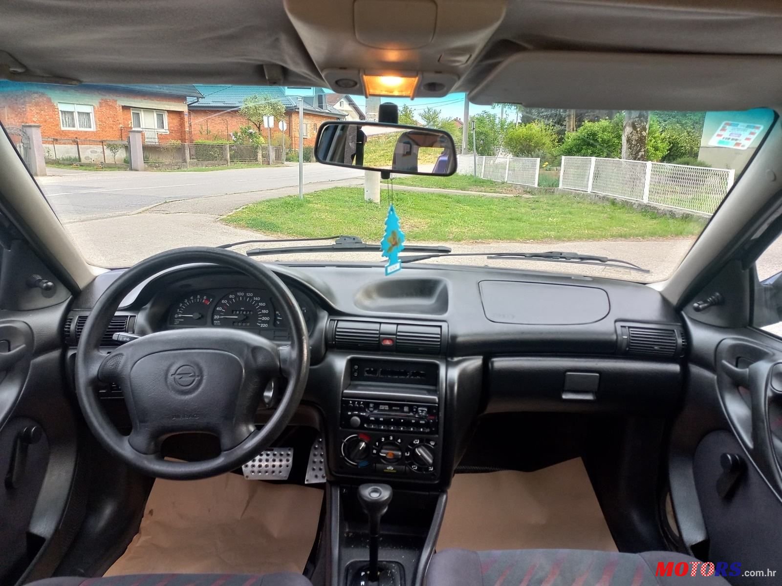 1996' Opel Astra 1.6 Karavan photo #6