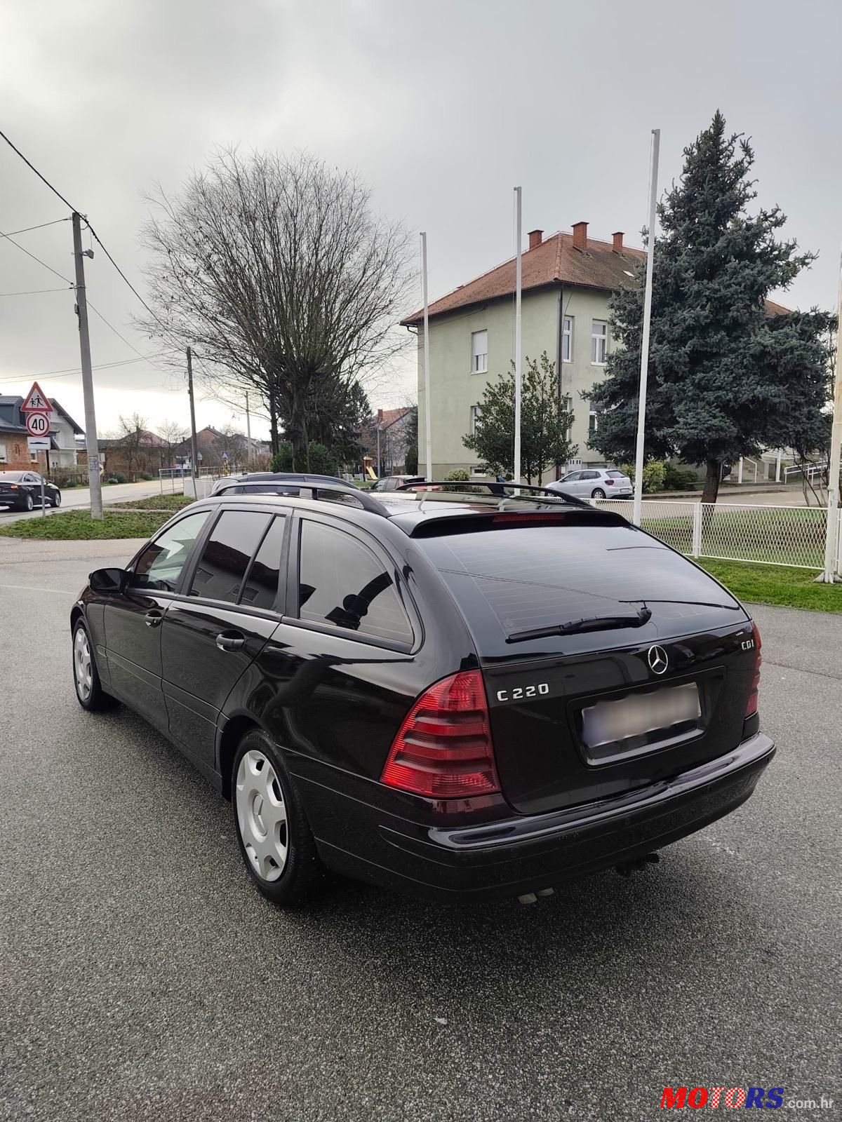 2006' Mercedes-Benz C-Klasa 220 T Classic photo #3