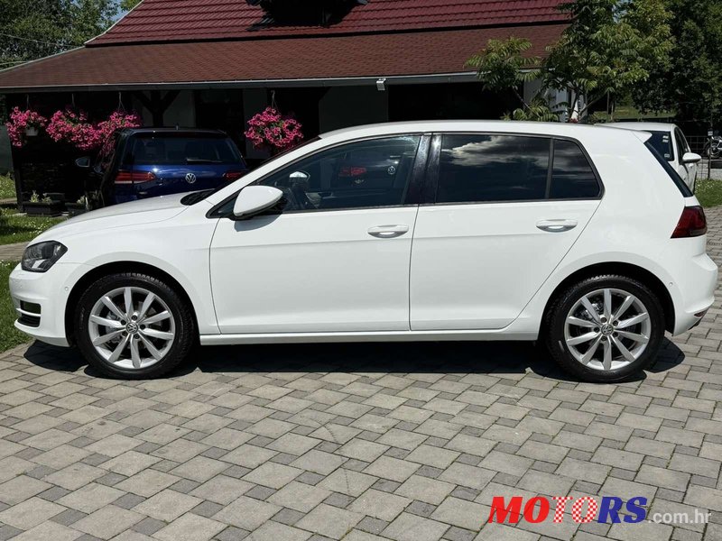 2015' Volkswagen Golf VII photo #3