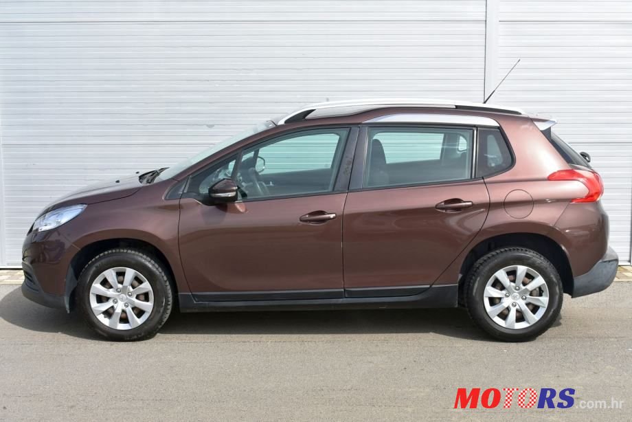 2015' Peugeot 2008 photo #2