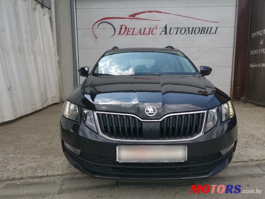 2018' Skoda Octavia Combi photo #3