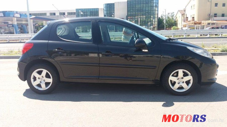 2009' Peugeot 207 1.4Vti"Sport"-Kao Nov photo #1