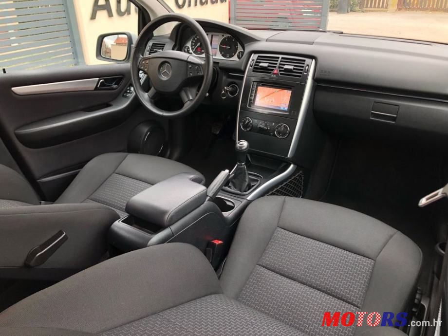 2011' Mercedes-Benz B-Klasa 180 Cdi photo #6