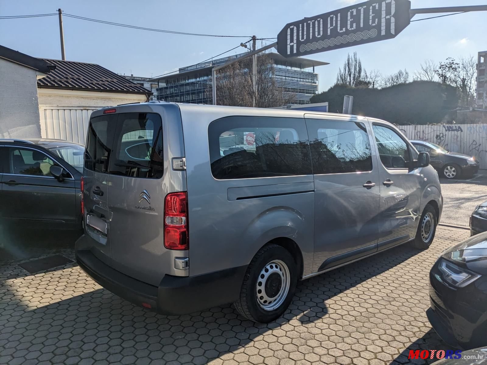 2019' Citroen Jumpy Bluehdi photo #6