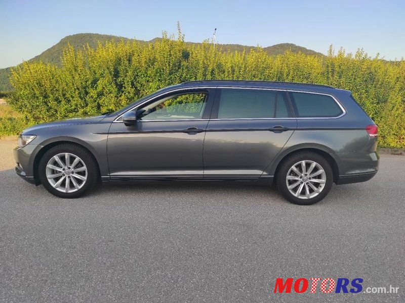 2016' Volkswagen Passat Variant photo #6