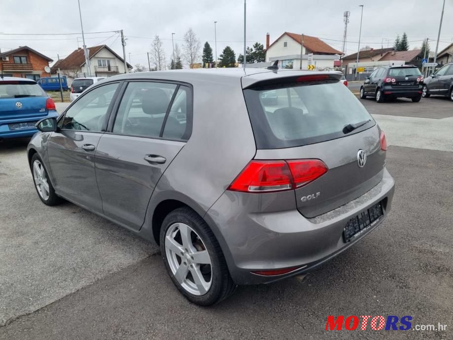 2013' Volkswagen Golf 7 photo #5